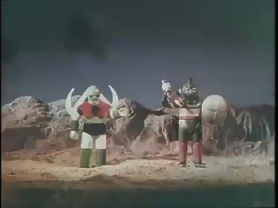 Garada K7 in a Japanese TV commercial