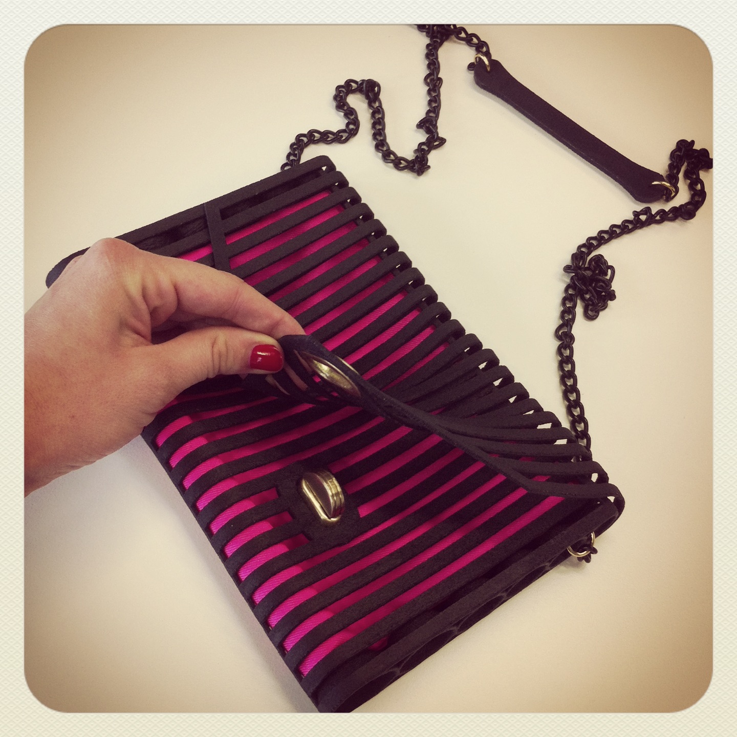 The first 3D printed flexible purse made by Pasquale Bonfilio