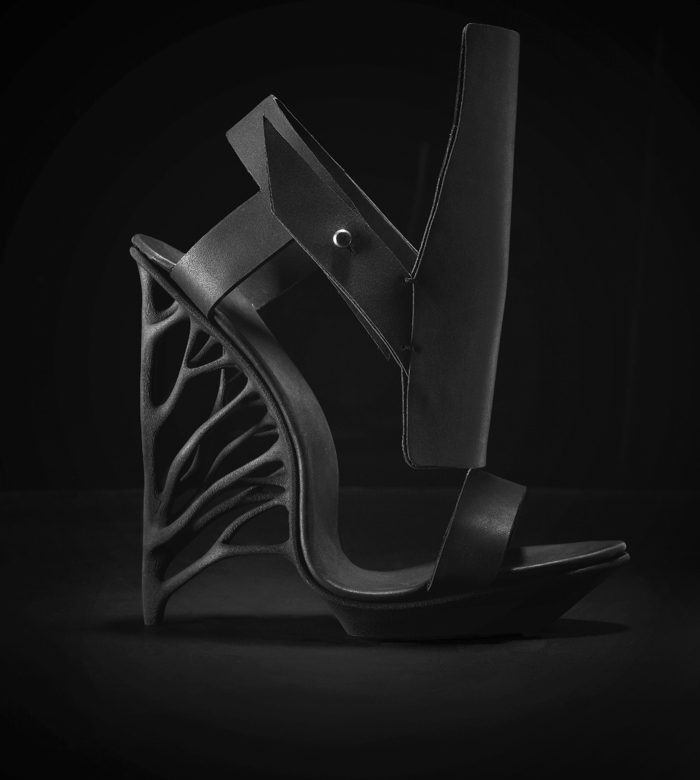 Juxtapose: A new 3D printed Shoe by Marieka Ratsma