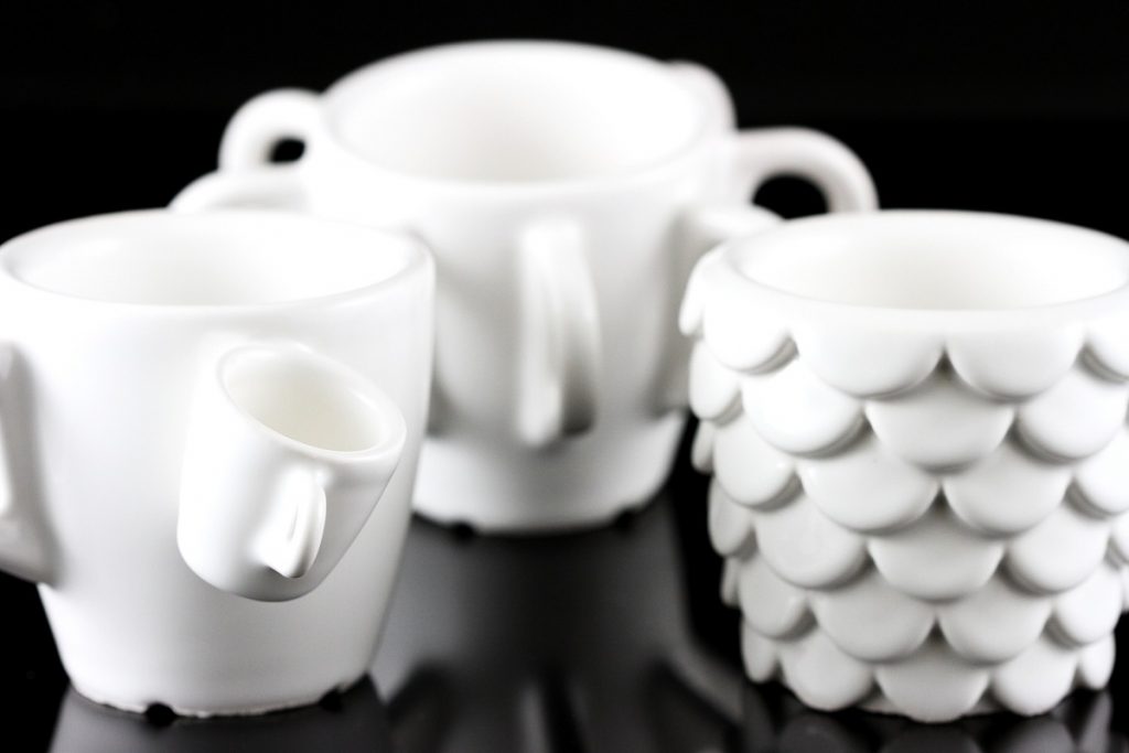 https://i.materialise.com/blog/wp-content/uploads/2016/01/3d-printed-ceramics-cups-1024x683.jpg