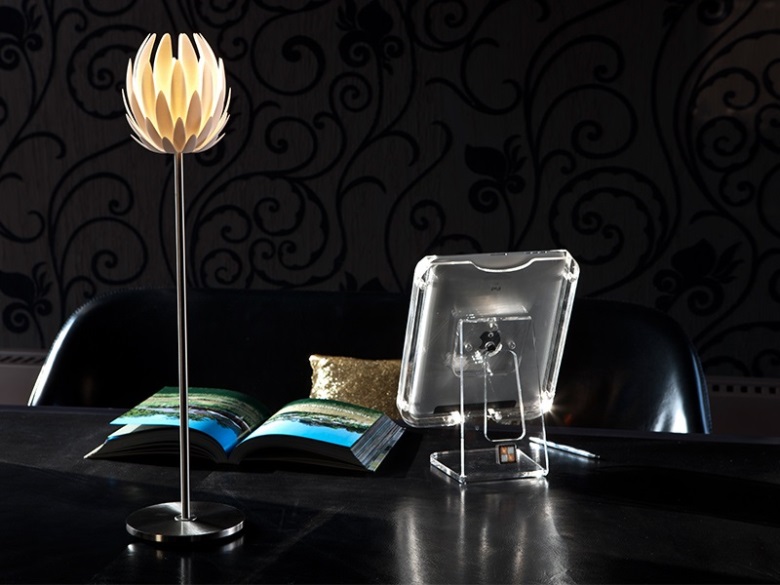 lily-3d-printed-table-lamp