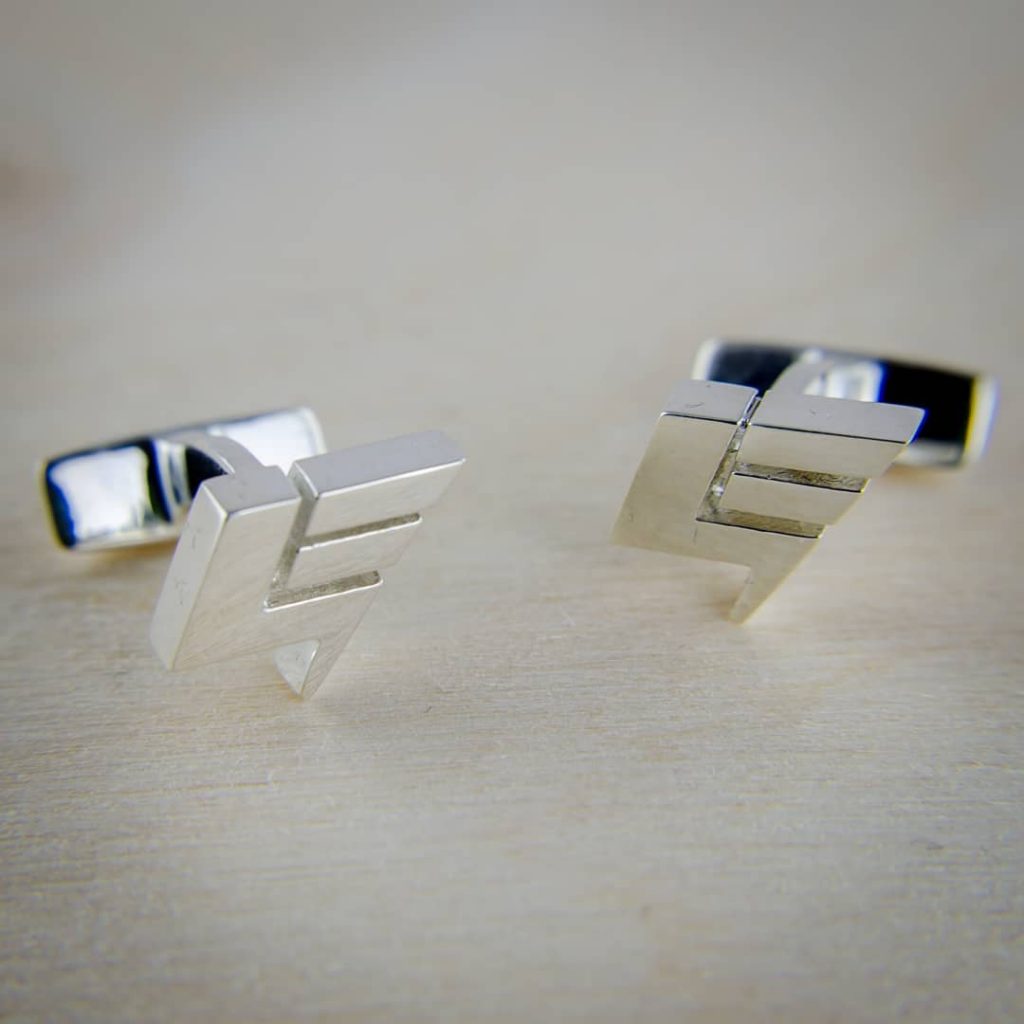 3D-printed customized cufflinks in silver