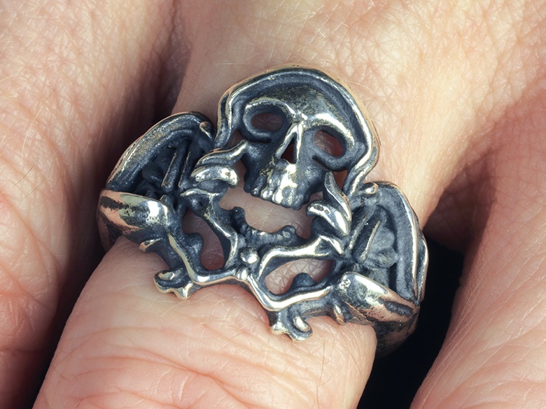 Snake hot sale skull ring