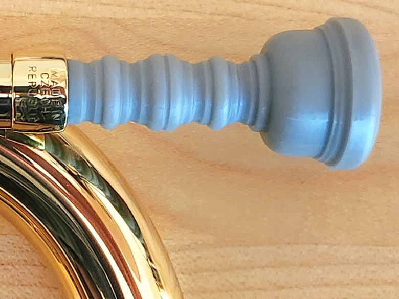 Mouthpiece fit, close-up