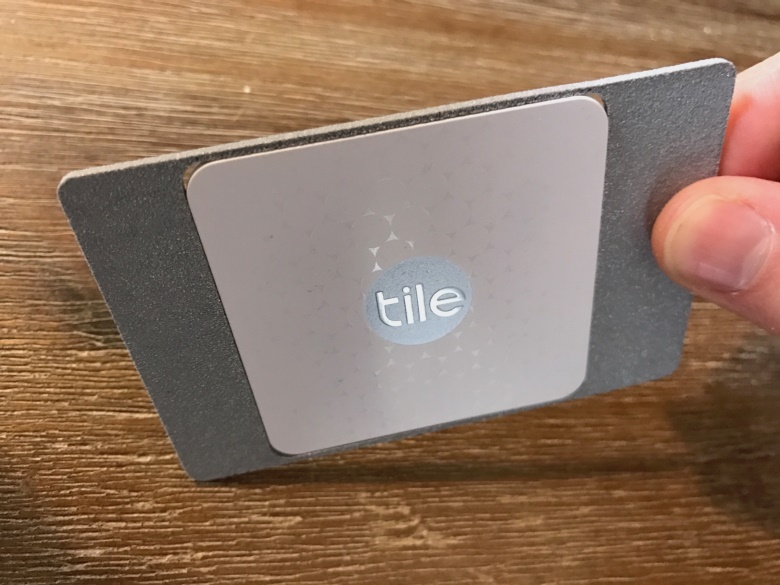 Tile Frame - 3D-printed Tile Slim Tracker Credit Card Holder for Wallets | 3D Printing Shop | i ...