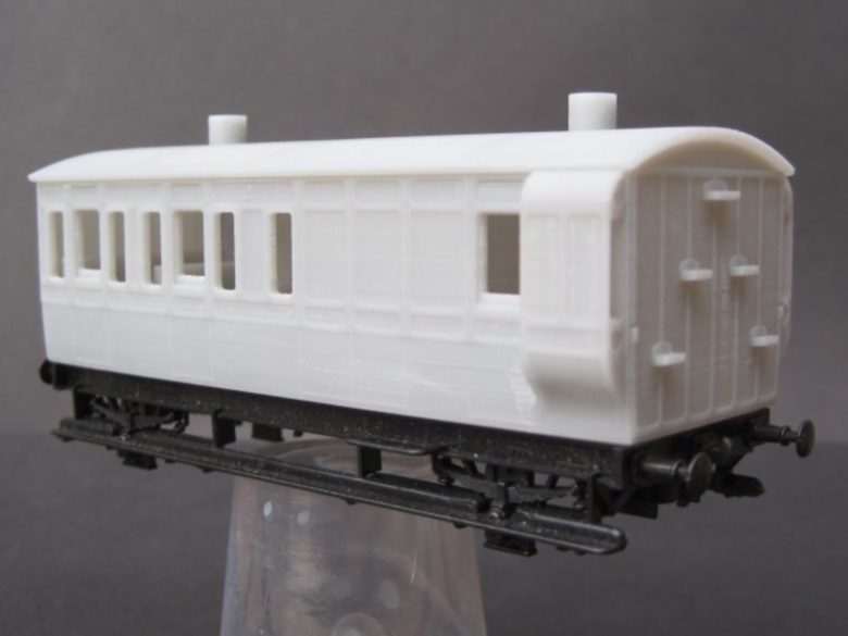 Body printed in Gray Resin, fitted on plastic chassis (not supplied)