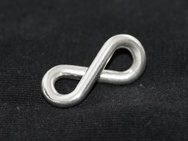 infinity pendant - silver gloss